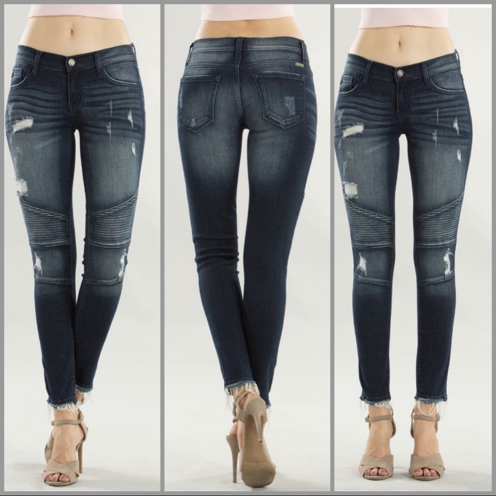 Last 23, 24 ‼️ Dark Wash Low Rise Moto Jeans - Picture 4 of 7